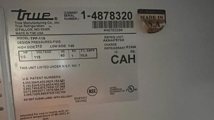 Used 10FT SANDWICH/ PIZZA REFRIGERATED PREP WORKTABLE  ./