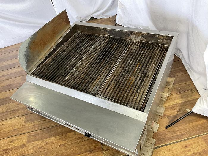 Used 36" VULCAN COUNTERTOP CHARBROILER !