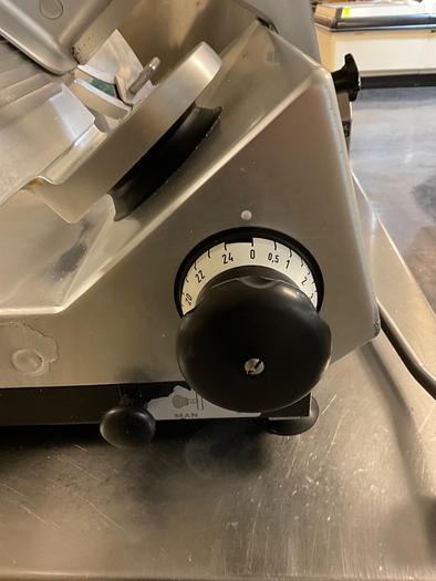 Used MEAT SLICER AUTOMATIC  BIZERBA-SE 12 D !