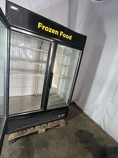 Used TRUE TWO GLASS DOOR REACH IN FREEZER, GDM-49F-ID !