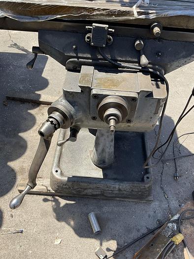 Used BRIDGEPORT VERTICAL MILL