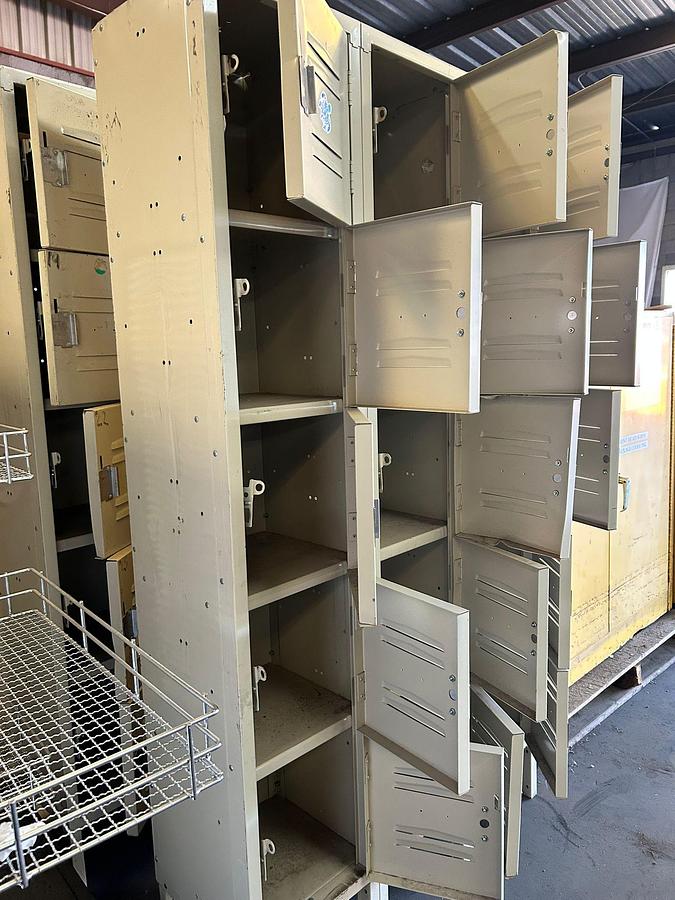 Used 15 DOOR, 5 TIER LOCKERS