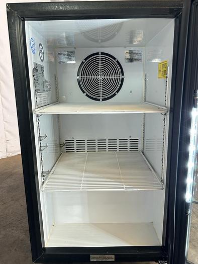 Used IMBREA MERCHANDISER REFRIGERATOR, VR06 R2, RED BULL./ 