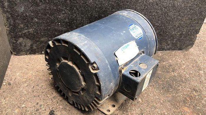 Used MOTOR 5 HP LEESON C182T34B !