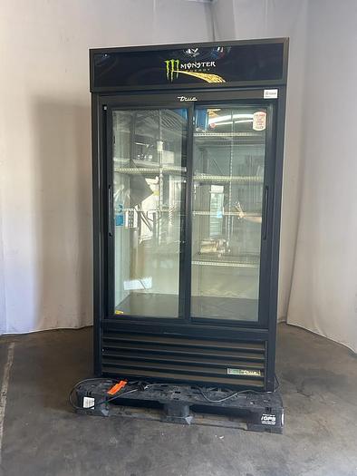 Used TWO SLIDING GLASS DOOR REACH IN TRUE; GDM-37-HC-LD./