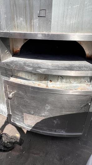 Used WOOD STONE PIZZA OVEN