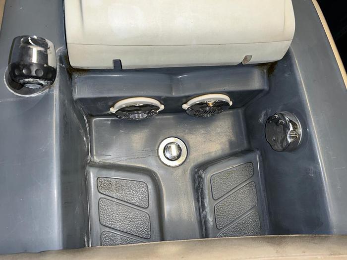 Used SPA JOY PEDICURE CHAIR ./