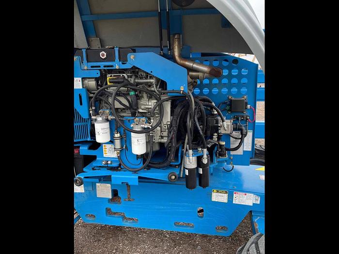 Used Boom Lift-45' Articulating 4Wd Engine*