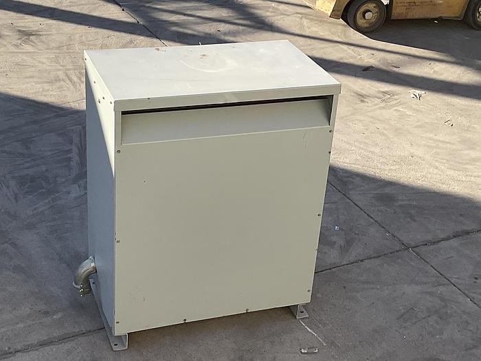 Used TRANSFORMER SIEMENS 150 KVA; 3 PH; 480-208Y/120 V3F3Y150ST.*