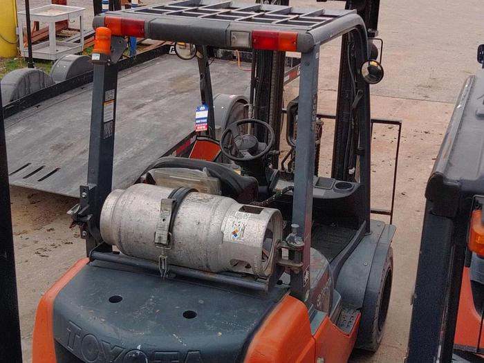 Used Forklift-14' 4,000# 2Wd Straight Mast