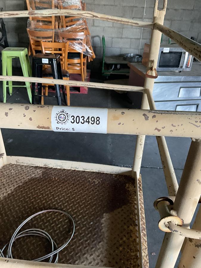 Used FORKLIFT PERSONNEL SAFETY BASKET – STEEL CONSTRUCTION