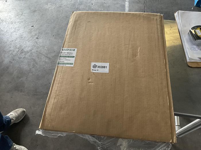 FUJIFILM INKJET MEDIA RC- SEMI-GLOSS BOARD