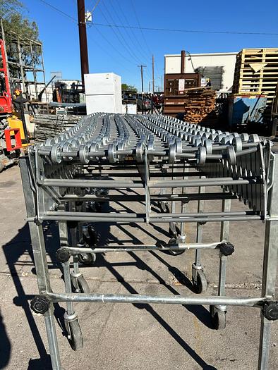 Used FMH NESTAFLEX 226 GRAVITY SKATE WHEEL CONVEYOR