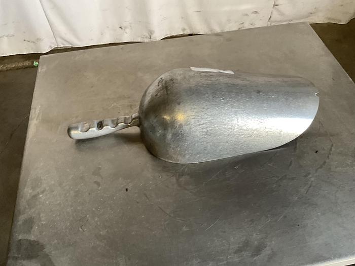 Used METAL GRAIN SCOOP