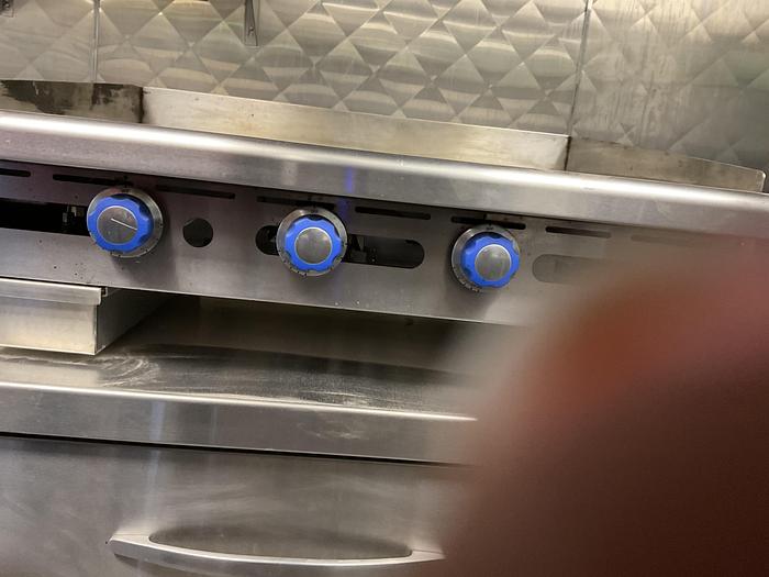Used 36" IMPERIAL GAS NATURAL COUNTERTOP FLAT GRILL !