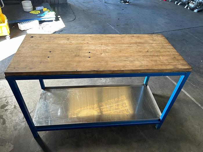 Used BUTCHER BLOCK/STEEL INDUSTRIAL WORK ASSAMBLY TABLEBENCH ./