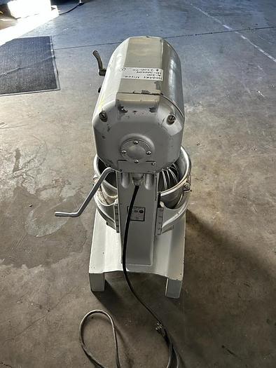 Used 20QT HOBART MIXER WITH ATTACHEMENTS ./