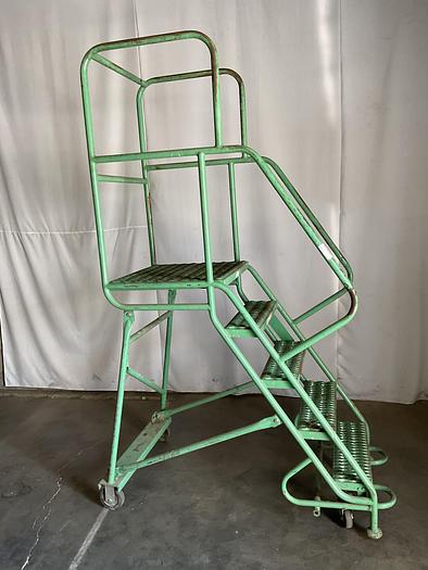 Used GREEN LADDER MODEL 26H5-24SDSG