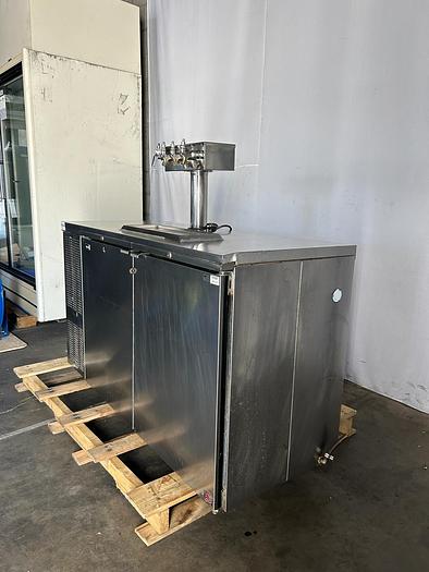 Used PERLICK STAINLESS STEEL KEGERATOR DISPENSER, DS60SLT !