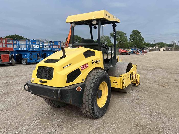 Used Roller-66" Ride On Single Drum