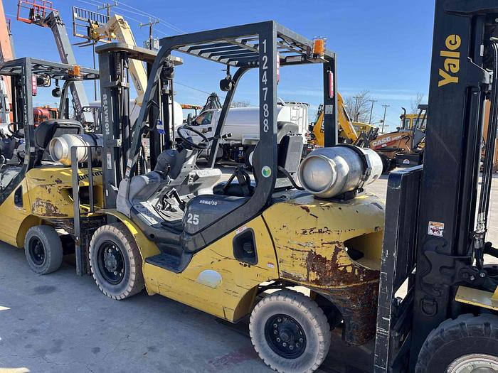 Used Forklift-14' 4,000# 2Wd Straight Mast*