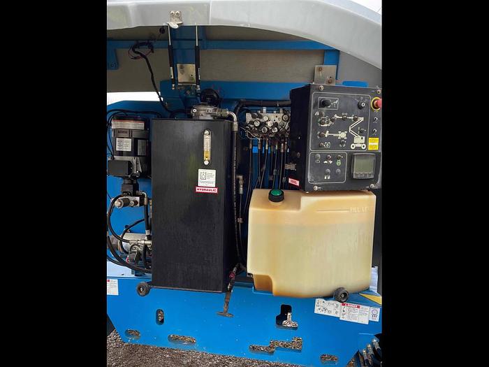 Used Boom Lift-45' Articulating 4Wd Engine*