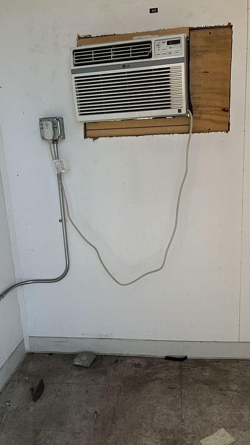 Used 6'5" BY 6'5" PORTABLE OFFICE