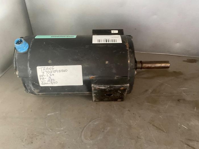 Used TRANE; 1.27 PH; 3 PH; 480 VOLTS; 840 RPMS; X70370954160 !