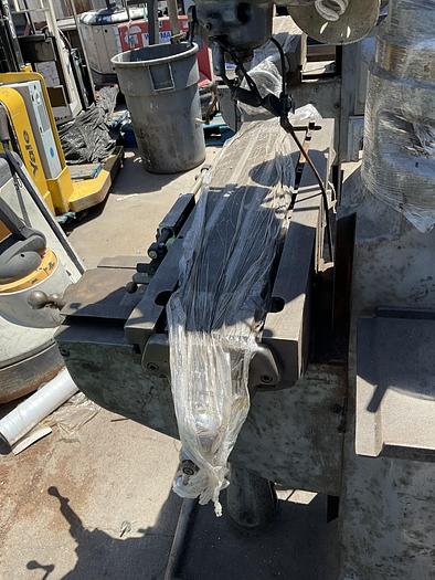 Used BRIDGEPORT SPINDLE VERTICAL MILL