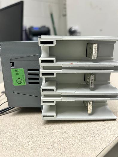 Used ABB A185-30-11 Contactor 156A, 3P, 600VAC, IEC, 120VAC Coil