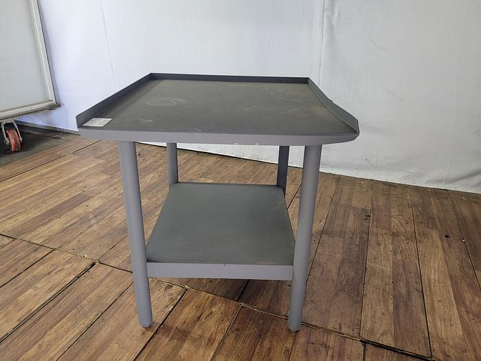 Used 2FT HEAVY DUTY SMALL EQUIPMENT TABLE WITH UNDERSHELF