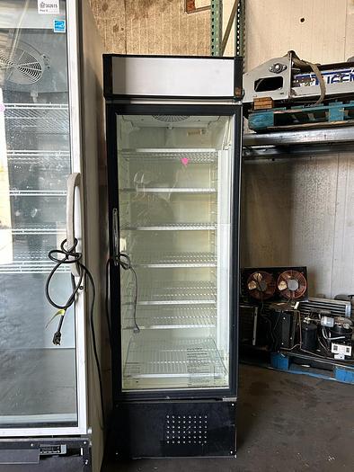 Used MASTER-BILT SINGLE GLASS DOOR REFRIGERATOR, BMG-23P./
