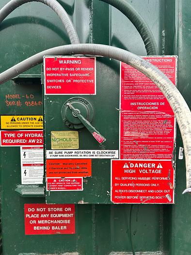 Used PIQUA 10 HP VERTICAL CARDBOARD BALER