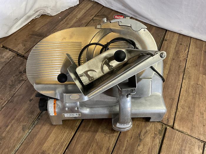 Used COMMERCIAL MEAT SLICER