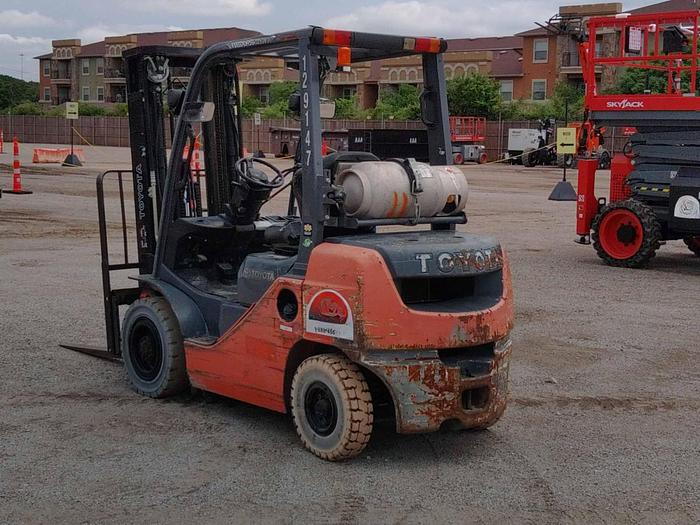 Used Forklift-14' 4,000# 2Wd Straight Mast*