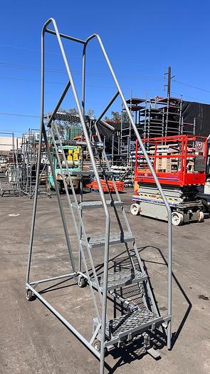 Used 7 STEP INDUSTRIAL ROLLING LADDER !