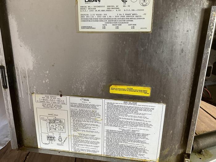 Used NATURAL GAS DEEP FRYER DEAN S162GN !