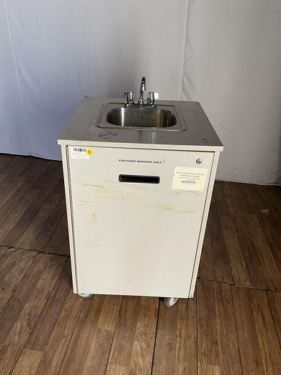 Used PORTABLE SINK  HAND WASH WITH HOT AND COLD WATER !