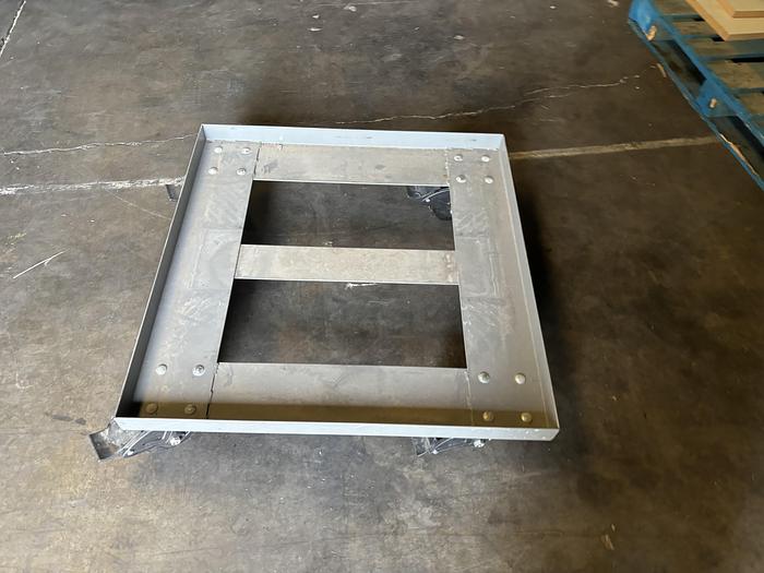 Used BULK CONTAINER DOLLY 