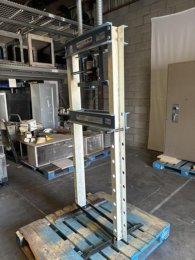 Used HYDRAULIC SHOP PRESS 12 TON