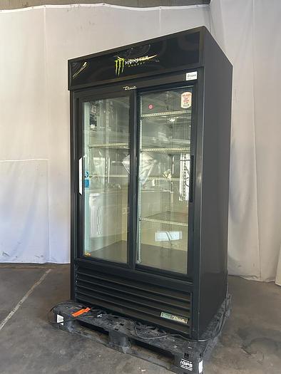 Used TWO SLIDING GLASS DOOR REACH IN TRUE; GDM-37-HC-LD./