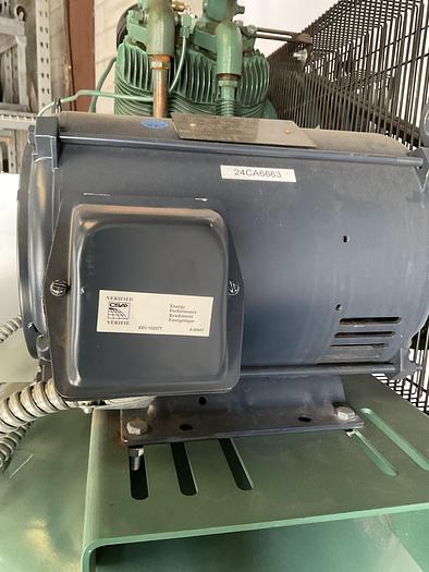 Used CHAMPION AIR COMPRESSOR; MODEL 172-1, VR10-12, 460/60/3/W, 10HP;460V;60HZ;3PH