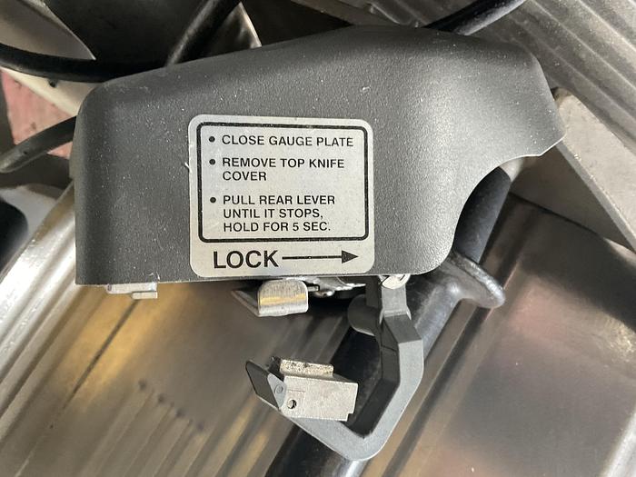 Used GLOBE MEAT SLICER, 3850N !