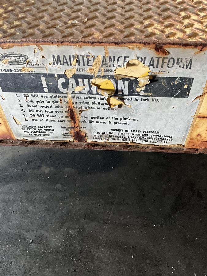 Used FORKLIFT SAFETY WORK PLATFORM – STEEL PERSONNEL BASKET