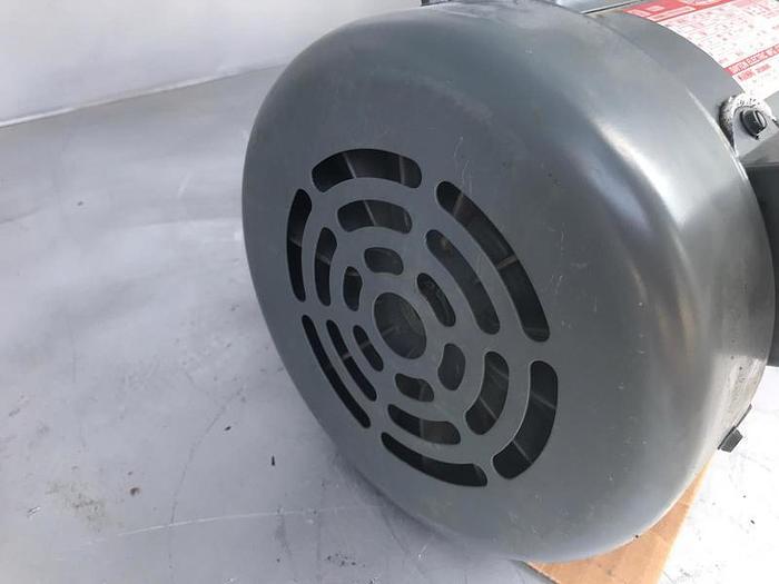 Used DAYTON ELECTRIC MOTOR 1/2 HP; 1 PH; 3450 RPMS; 6K182J !