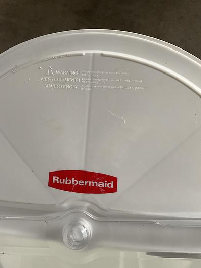 Used RUBBERMAID 32 GAL. BRUTE CONTAINER WITH LID AND DOLLIE