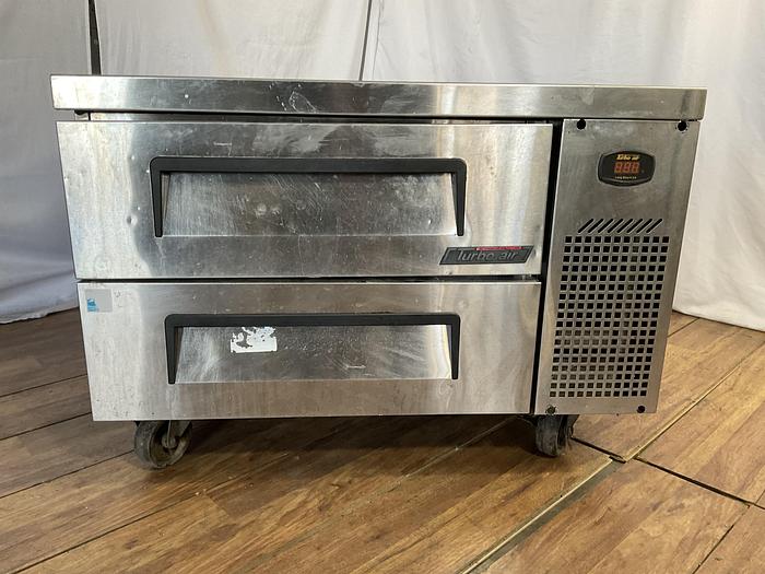 Used CHEF'S BASE REFRIGERATOR TCBE-36SDR