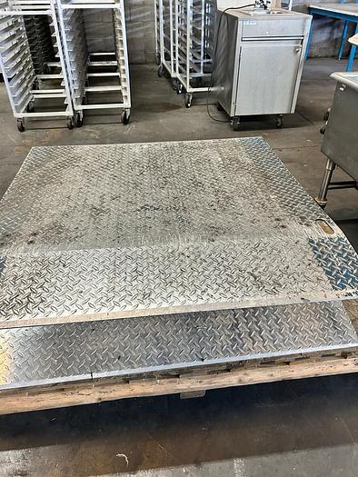 Used 4FT ALUMINIUM HEAVY DUTY FORKLIFT LOADING DECK RAMP 