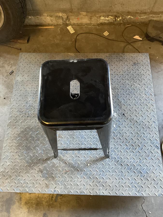 Used METAL BAR STOOLS – HEAVY-DUTY STEEL