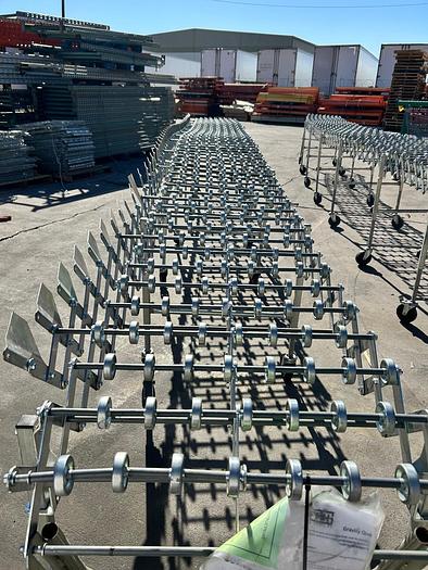 Used FMH NESTAFLEX 226 GRAVITY SKATE WHEEL CONVEYOR